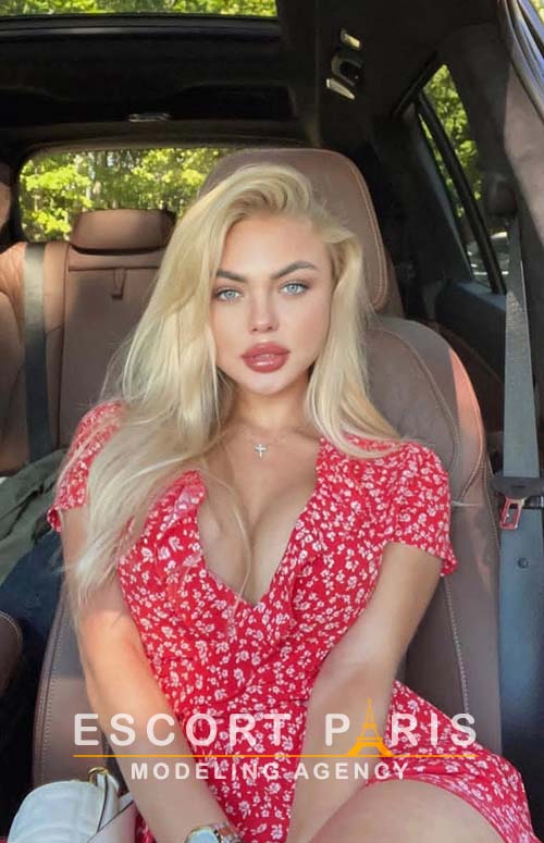 VIP escort agency in Paris, agence et les filles à paris escorte de haut niveau, VIP girls in Paris, Busty escorts Paris, high-class escorts Paris, GFE escorts Paris, high class Paris escorts