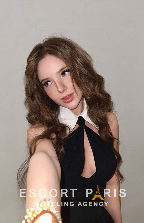 vip paris escort, elite escorts paris, service de escorte vip à paris, blonde escorts paris, gfe escorts paris