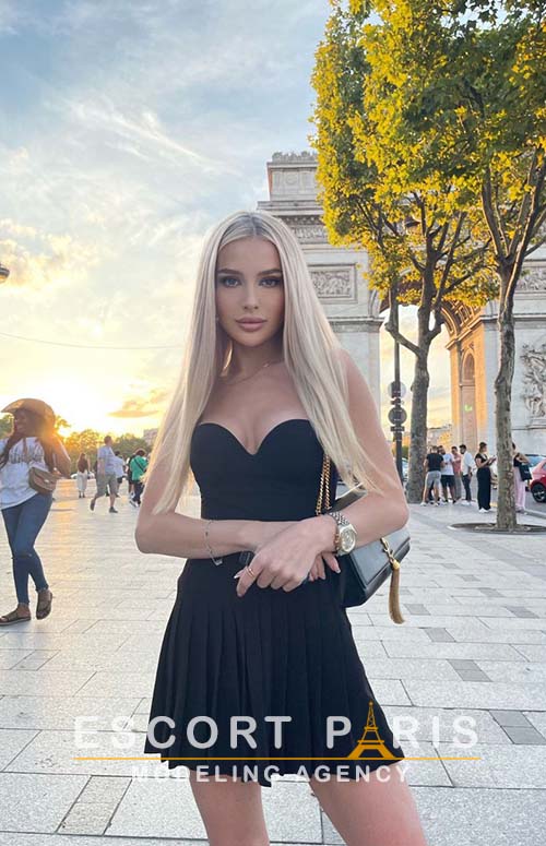 Busty escorts Paris, Paris elite companions, Paris escort models, Celebrity escort Paris, European escort Paris, escortes ile de france
