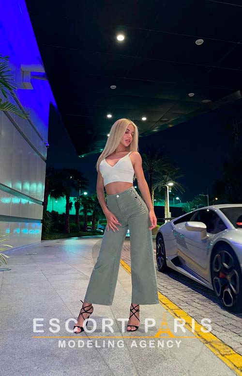 escorts in paris, petite escorts Paris, escorts paris, vip paris escorts, GFE escorts Paris