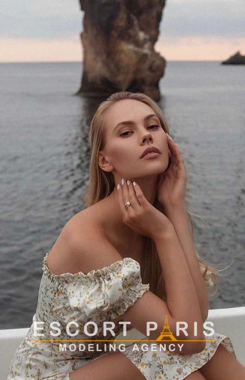GFE escorts Paris, young escorts Paris, escort russe paris, russian escort paris, best paris escort