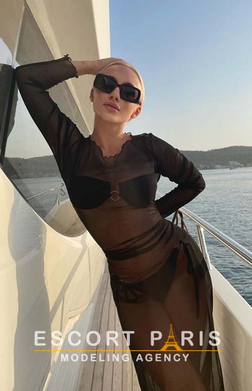 escorte vip à paris, vip escorts in paris, paris premium escort, brunette escorts Paris, elite paris escorts, top-class escorts paris