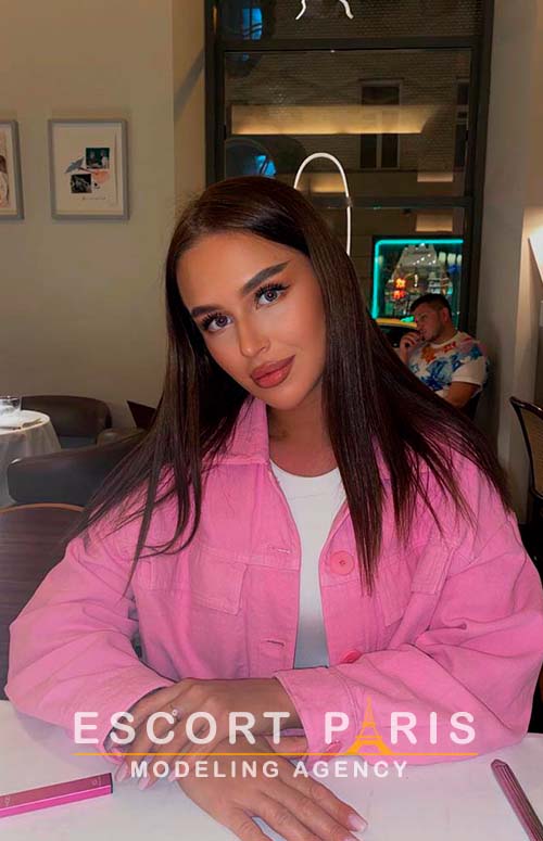 vip escorts in paris, luxury paris escort, paris luxury escorts, escort paris 18, brunette models paris