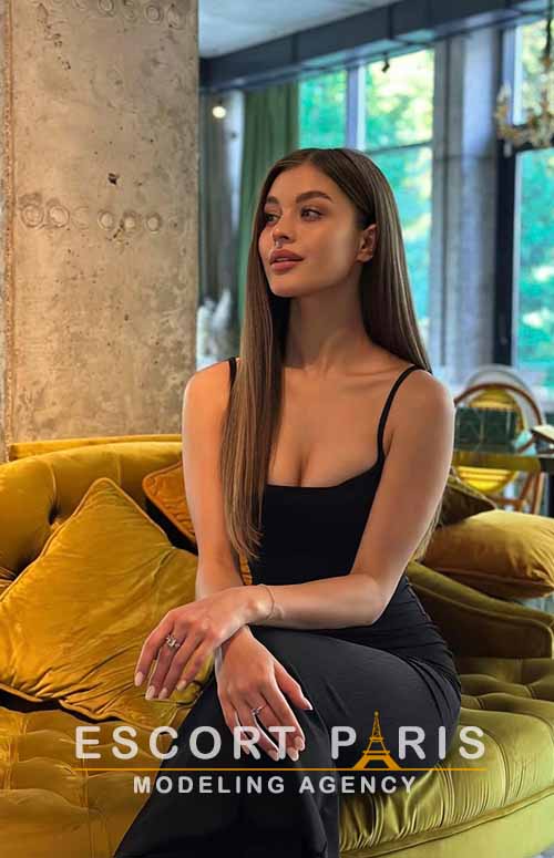 elite paris escorts, high class escorts in paris, blonde GFE paris, exclusive escorts Paris, brunette escorts Paris, luxury escort paris