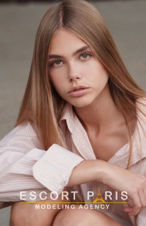 best Paris escorts, VIP escort agency in Paris, russian girls in paris, Elite companion in Paris, Booking Party Escort in Paris, 24 hours vip escort Paris